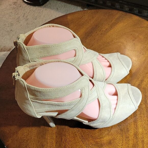 BRAND NEW CHRISTIAN SIRIANO GLADIATOR STYLE HIGH HEEL STILETTOS PUMP SHOES - Picture 5 of 15